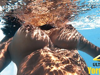 Sensational Venezuelan in Poolside Swim Session