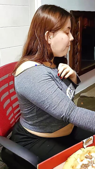 BBW Nicole and Her Round Chubby Tummy get Some Pizza
