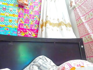 BAD SEXY NURSE INSIDE BANANA DEEP AND SQUIRT ORGASM
